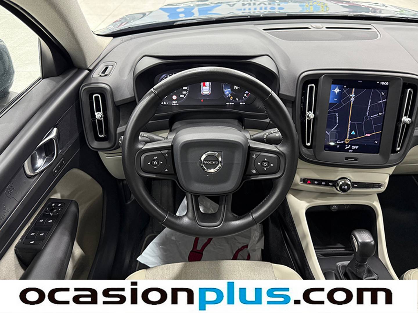 Foto Volvo XC40 Volvo XC40 T3 (163 CV)