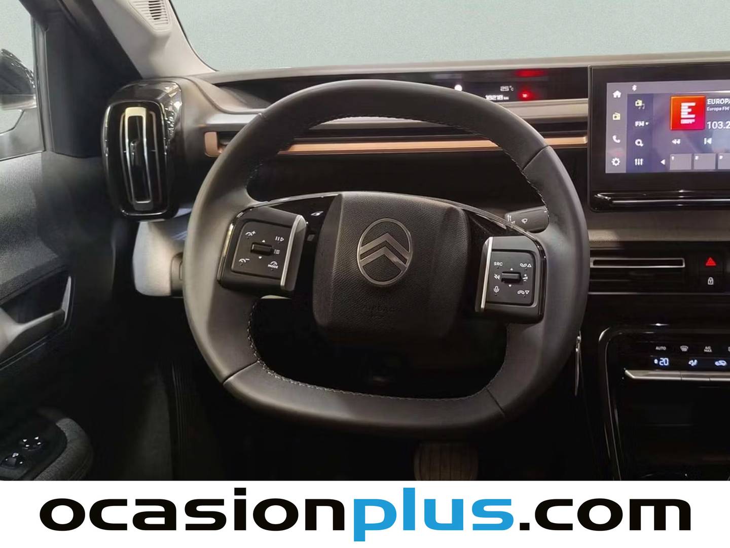 Citroën C3 Aircross Citroën C3 Aircross Hybrid 145 Plus e-DCS6 (145 CV) híbrido