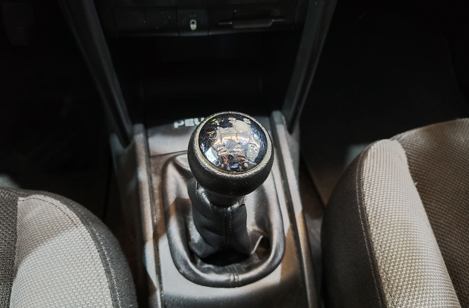 Peugeot 207 1.4 Confort - foto 5