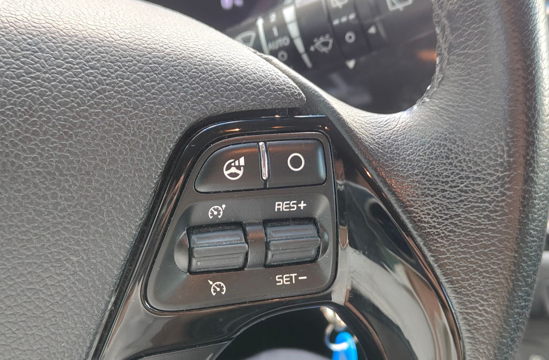 Kia Ceed 1.0 T-GDi Eco-Dynamics Tech - foto 28