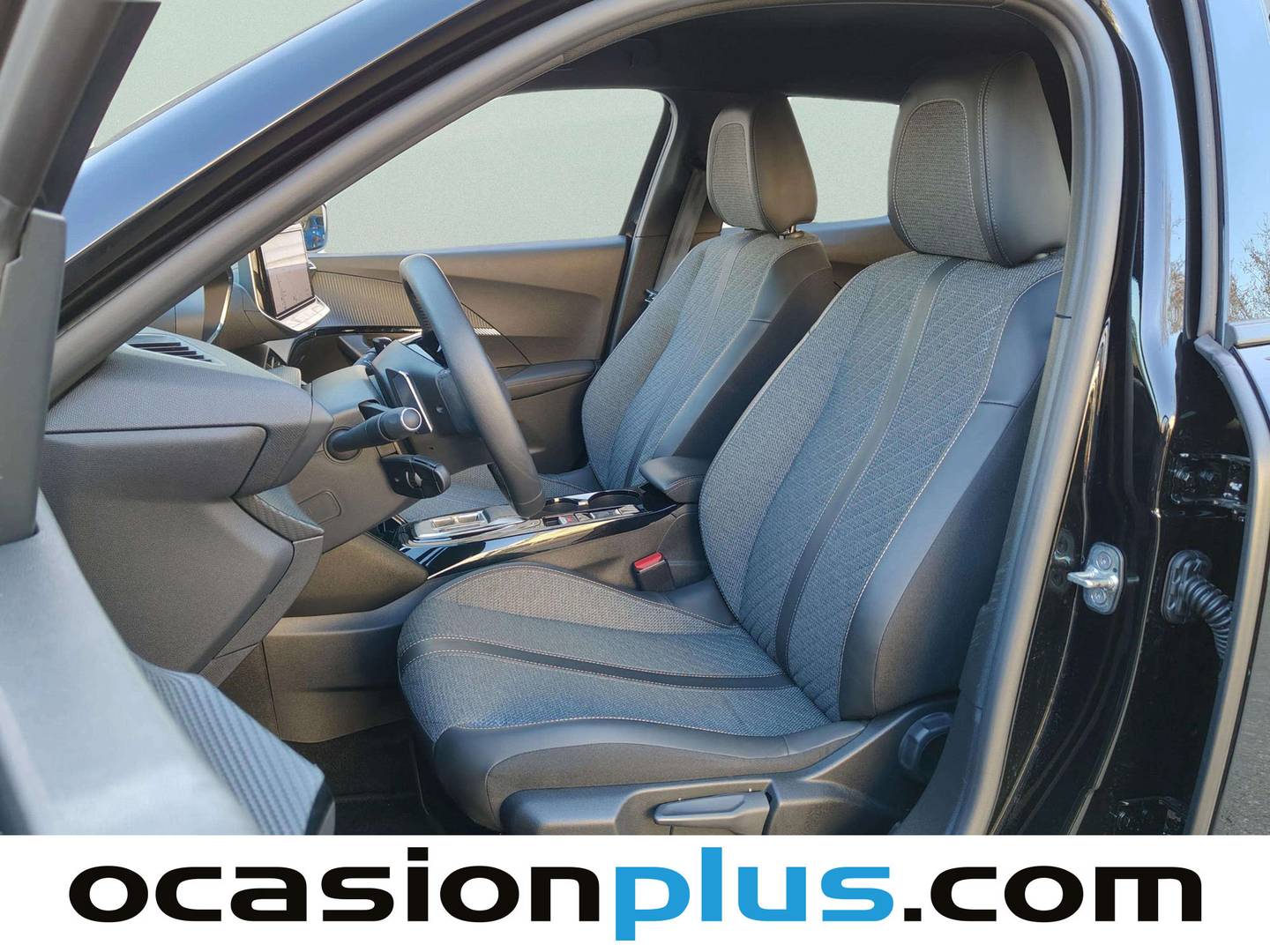 Foto asientos delanteros Peugeot 2008 Peugeot 2008 BlueHDi 130 S&S Allure EAT8 (130 CV)