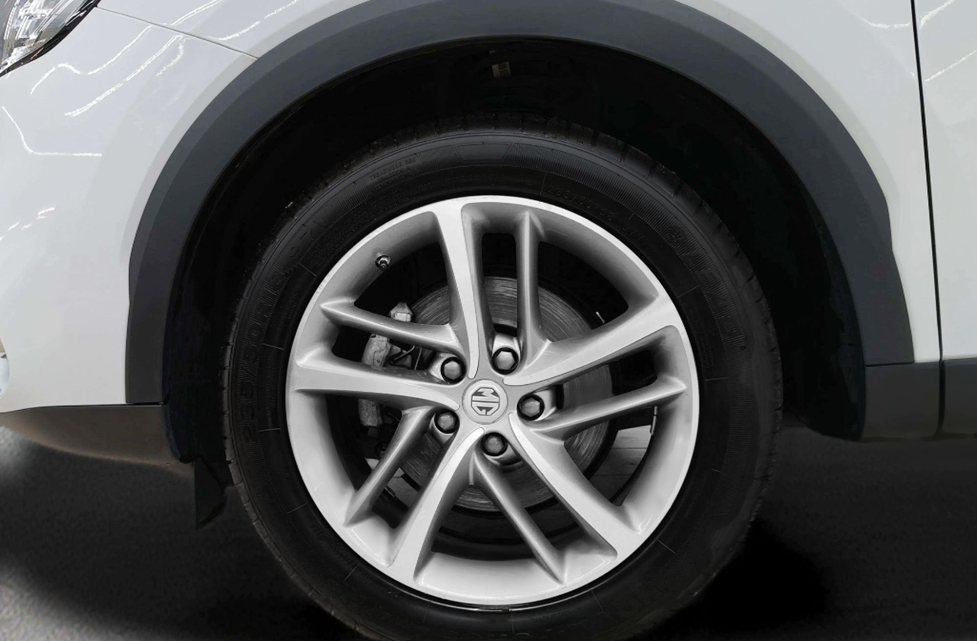 MG HS 1.5 Turbo GDI Luxury DCT - foto 39