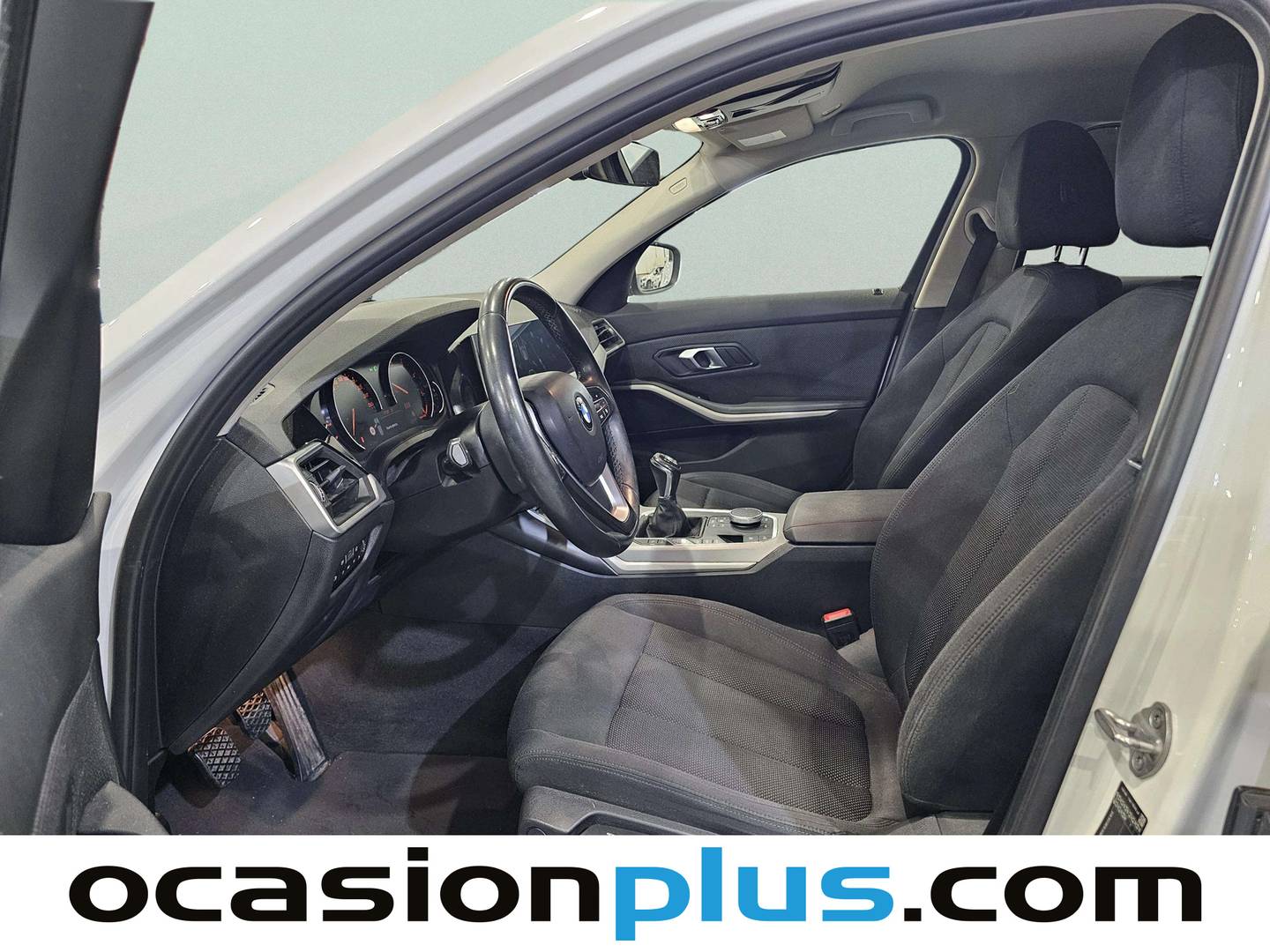 Foto asientos delanteros BMW Serie 3 BMW Serie 3 318d Touring  (150 CV)