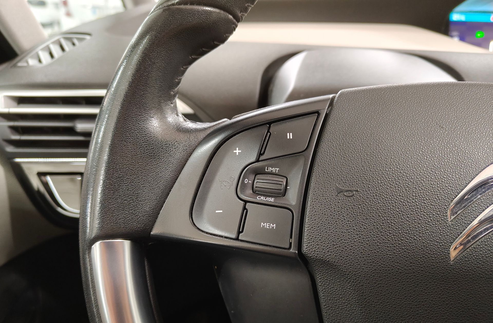 Citroën C4 Grand SpaceTourer BlueHDi 130 Feel - foto 28