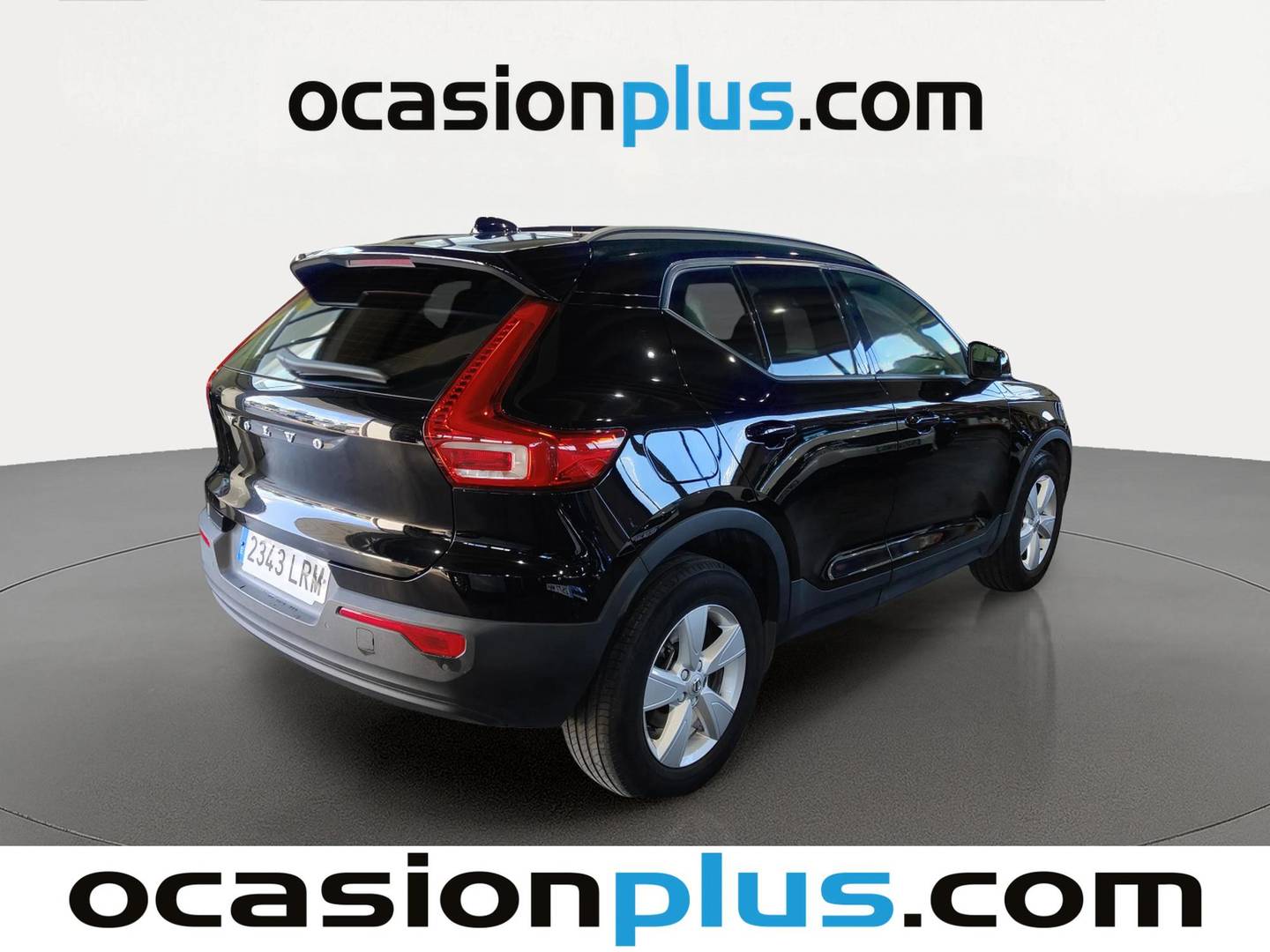 Foto trasera Volvo XC40 Volvo XC40 T2 Momentum Core (129 CV) derecha