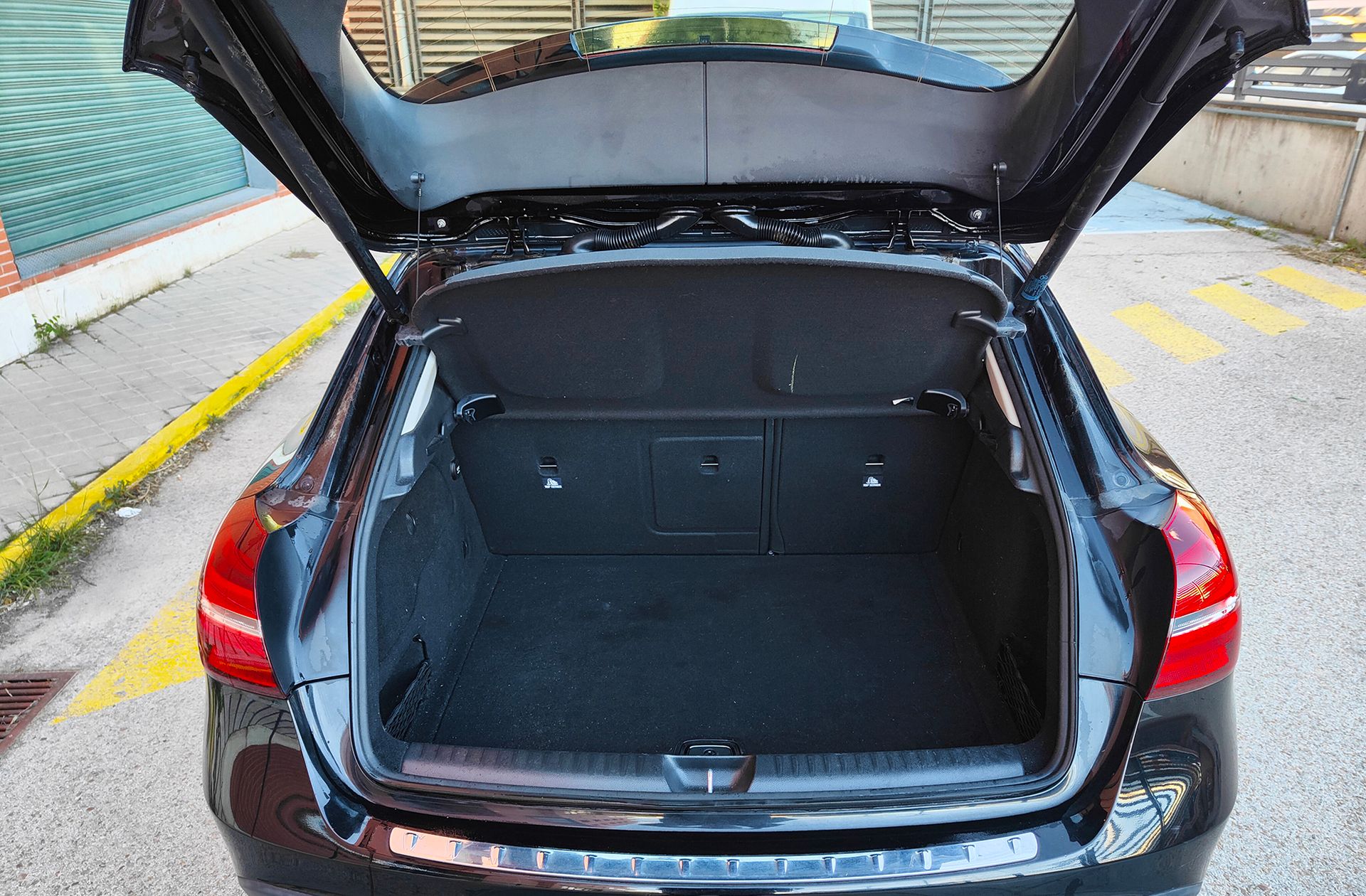 Mercedes-Benz GLA 200 - foto 16