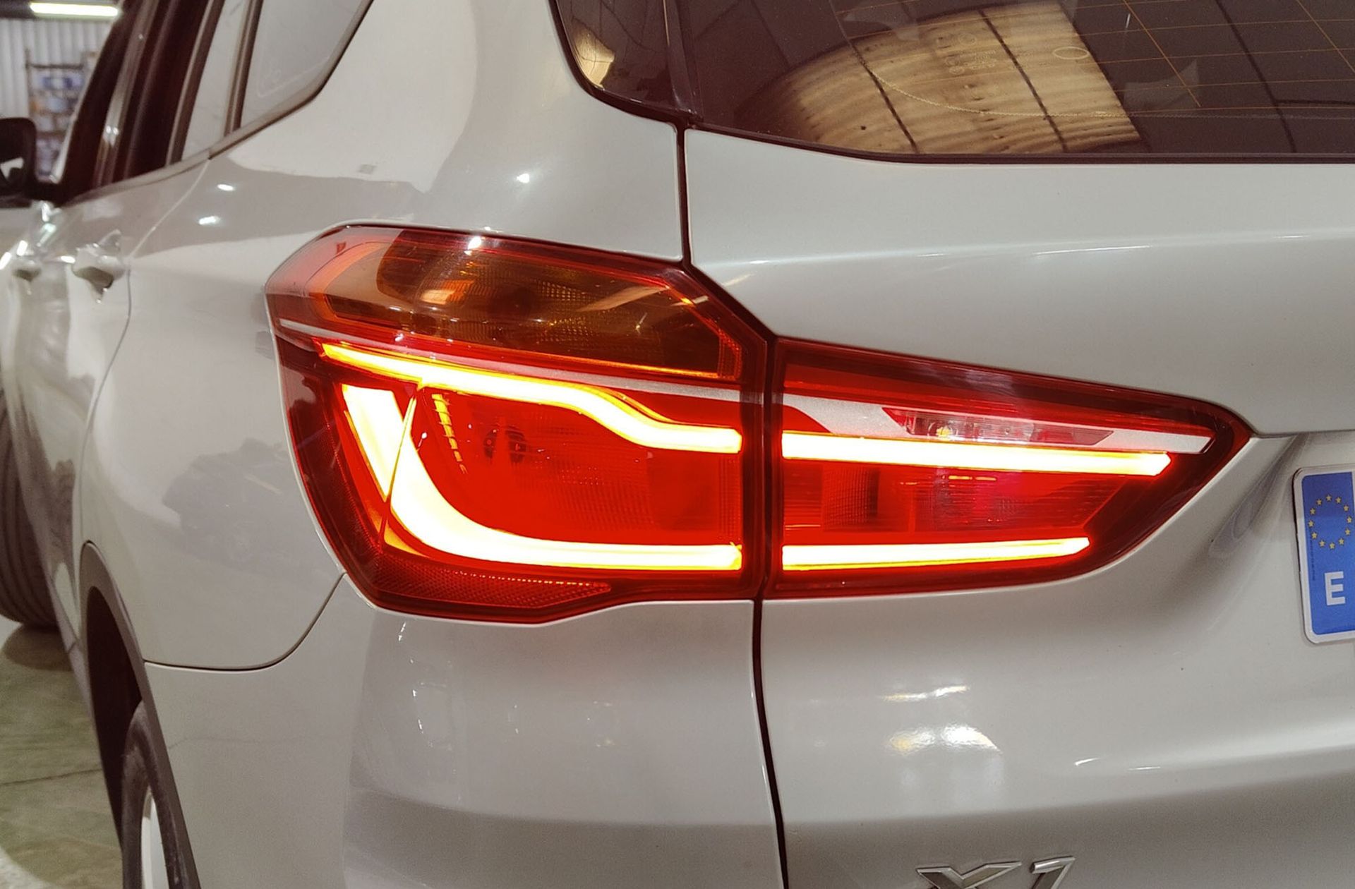 BMW X1 sDrive18d Business - foto 15
