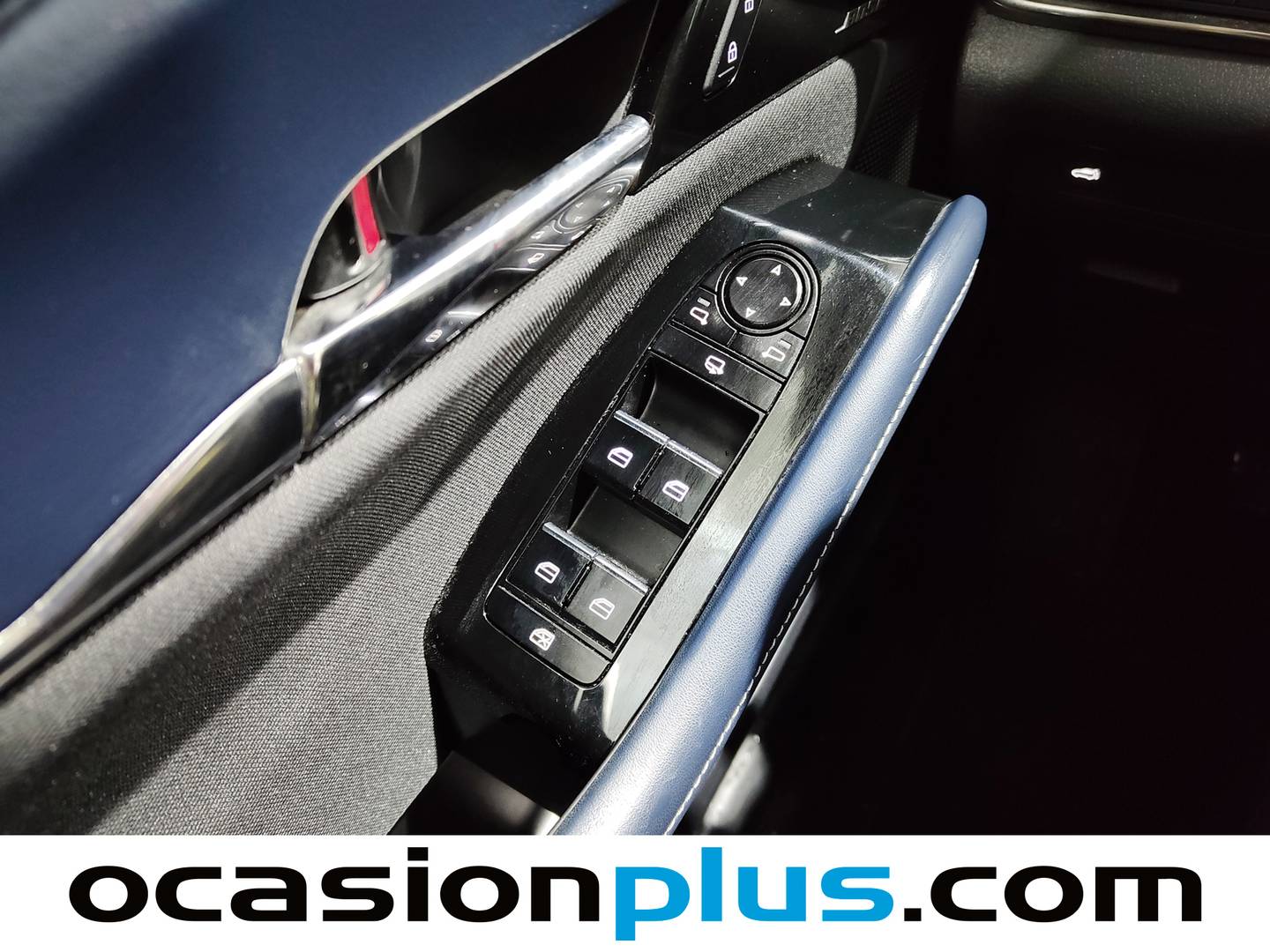 Foto Mazda CX-30 Mazda CX-30 2.0 Skyactiv-X Evolution 2WD (180 CV)