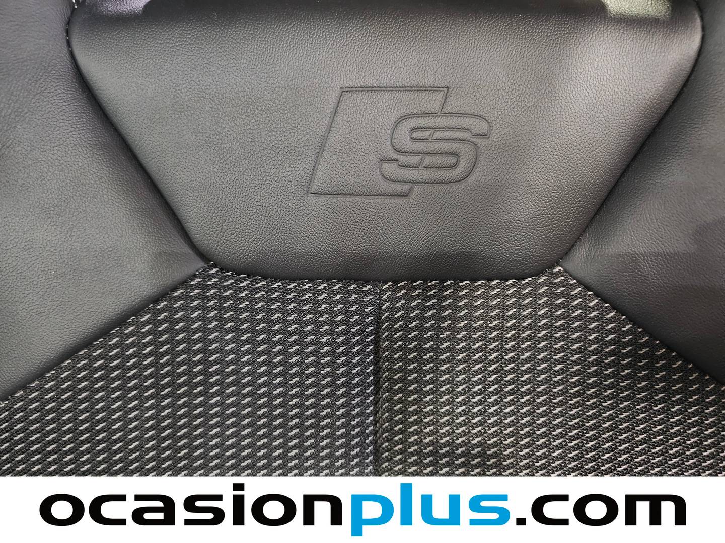 Equipamiento del Audi Q3 Audi Q3 Black line 35 TFSI (150 CV) S tronic