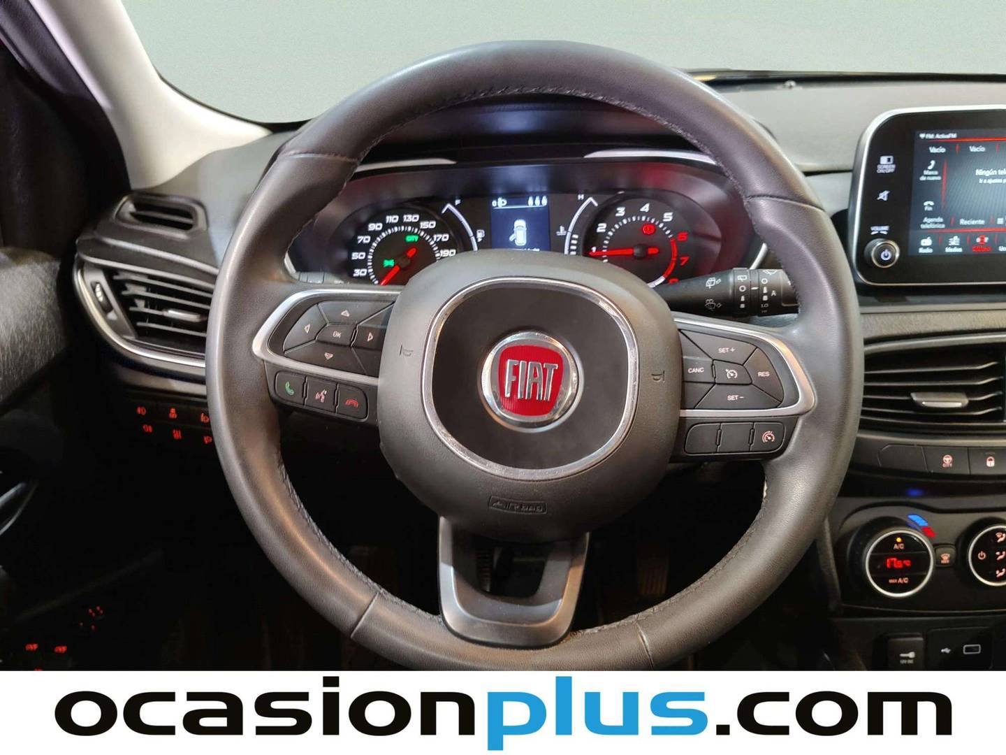 Equipamiento del Fiat Tipo Fiat Tipo 1.4 16v Lounge (95 CV)