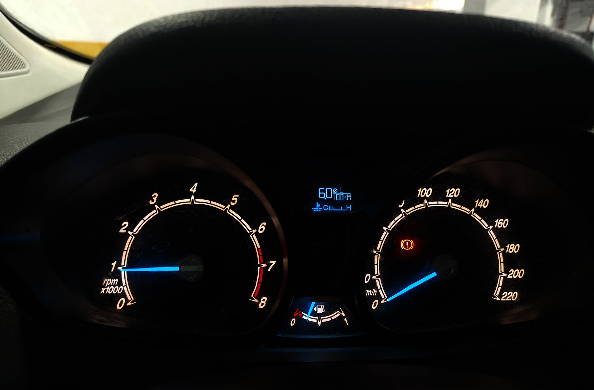 Ford Tourneo Courier 1.0 EcoBoost Ambiente - foto 17