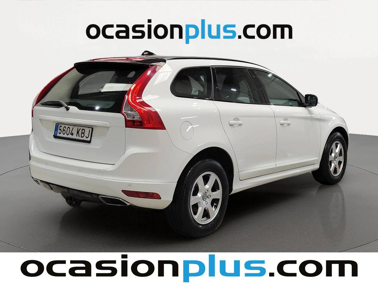Foto trasera Volvo XC60 Volvo XC60 D4 Momentum (190 CV) derecha