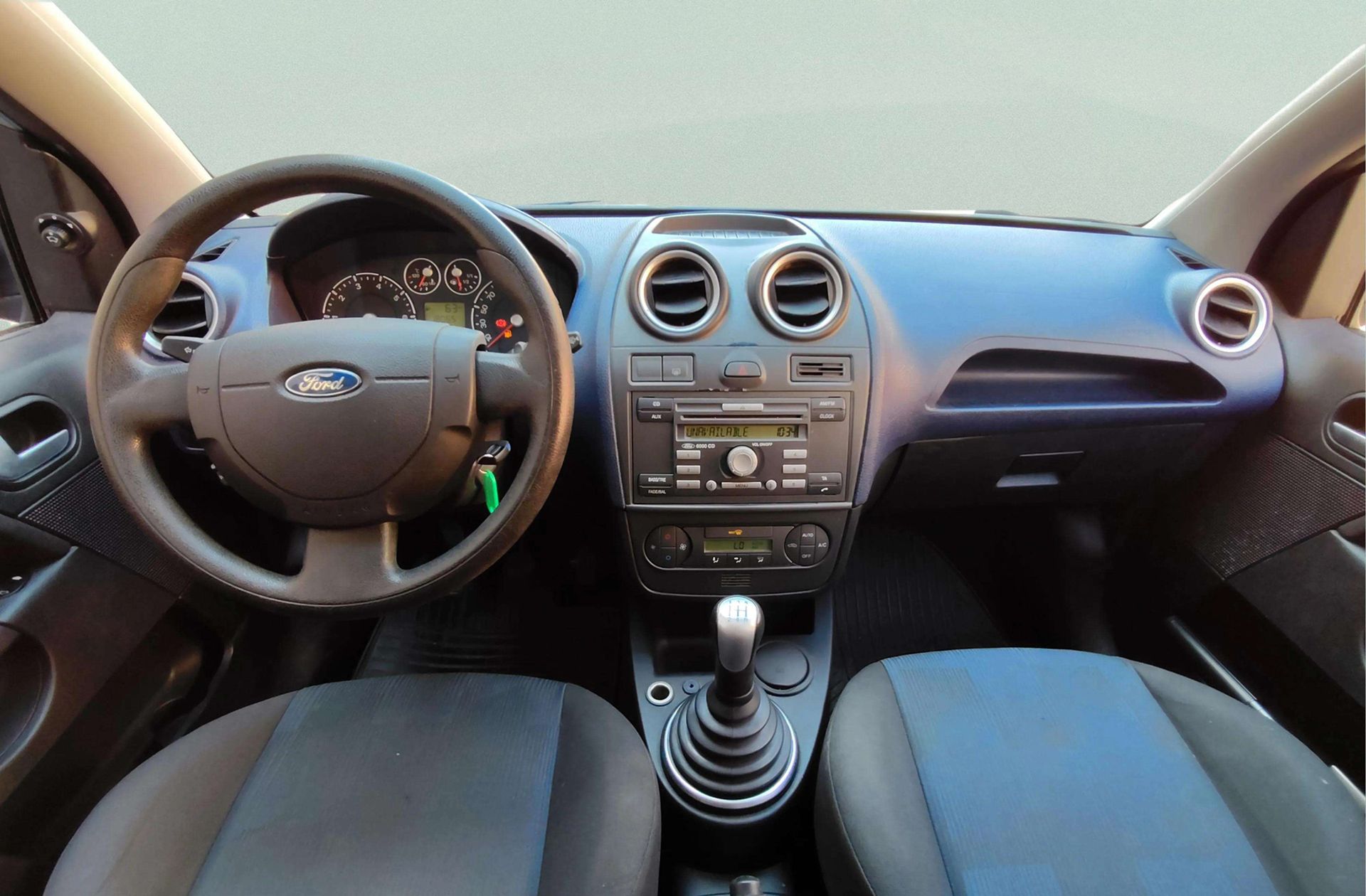 Ford Fiesta 1.4 Newport - foto 6