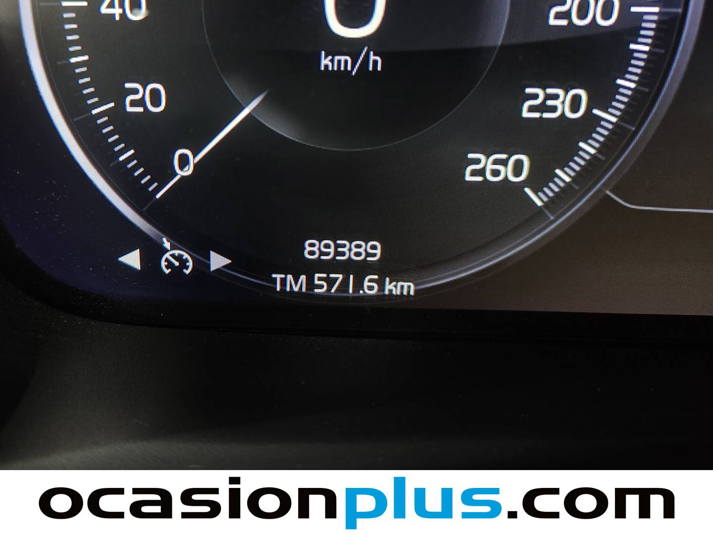 Volvo XC40 Volvo XC40 T2 Momentum Core (129 CV) seminuevo