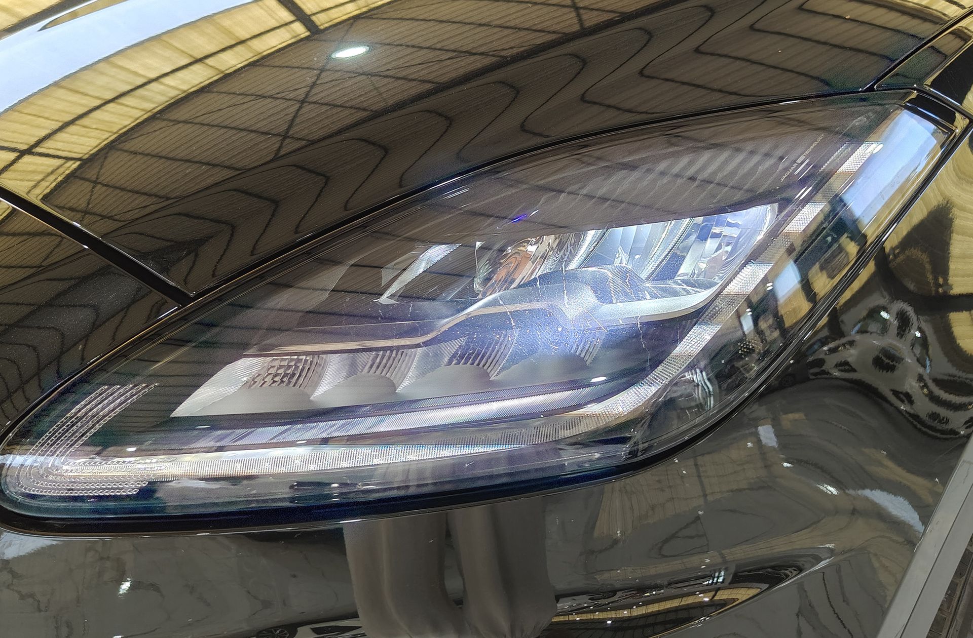 Jaguar E-Pace 2. R-Dynamic SE 4WD - foto 13