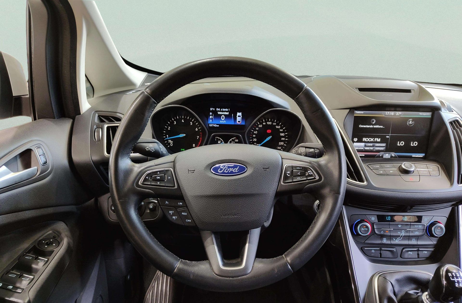 Ford C-Max 1.5 EcoBoost Titanium - foto 23