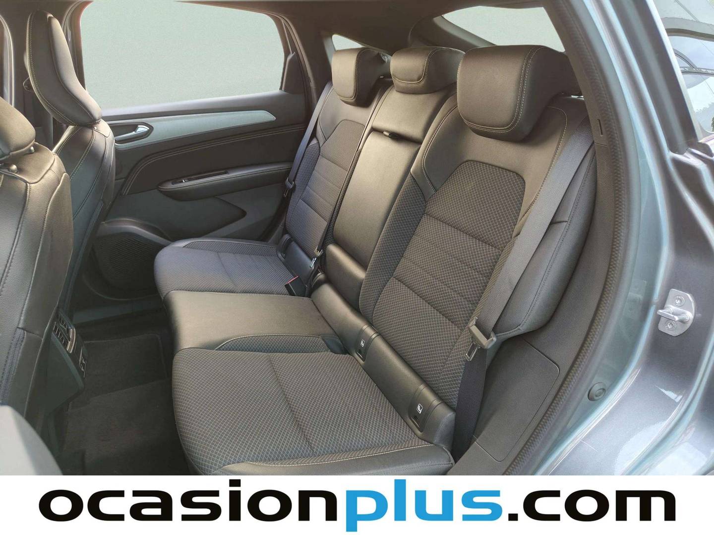 Foto asientos traseros Renault Arkana Renault Arkana Techno TCe 140 Mild hybrid EDC (140 CV)
