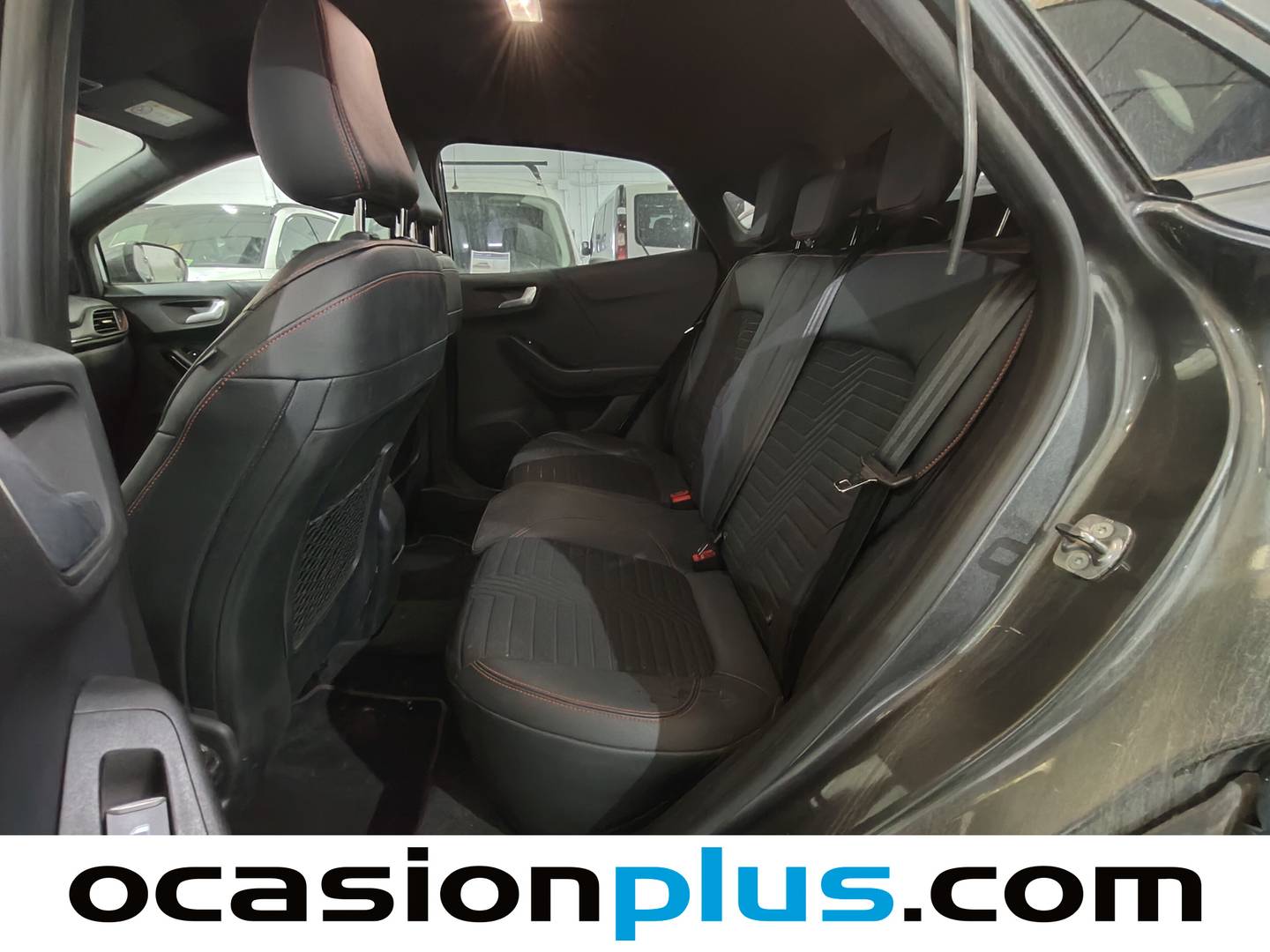 Foto asientos traseros Ford Puma Ford Puma 1.0 EcoBoost MHEV ST-Line X (155 CV)