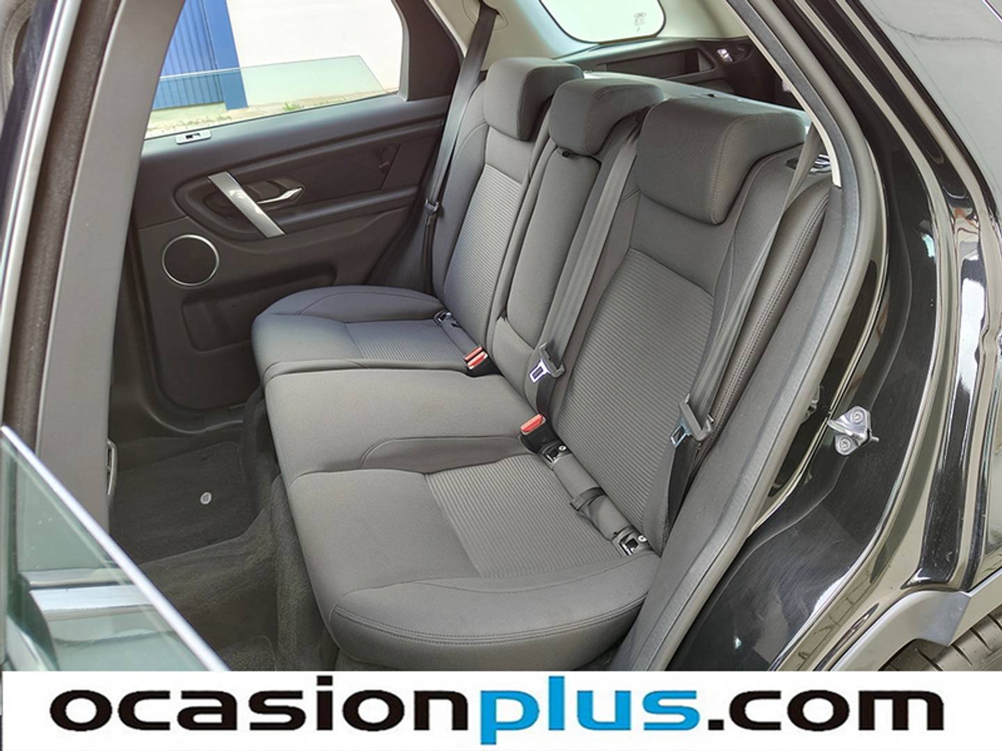 Foto asientos traseros Land Rover Discovery Sport Land Rover Discovery Sport 2.0D SD4 MHEV Standard AWD Auto (240 CV)