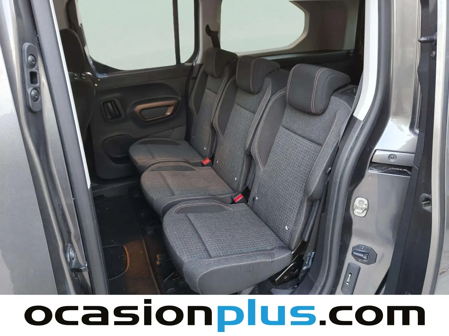 Foto Peugeot Rifter Peugeot Rifter BlueHDi 130 GT Line Standard EAT8 (130 CV)