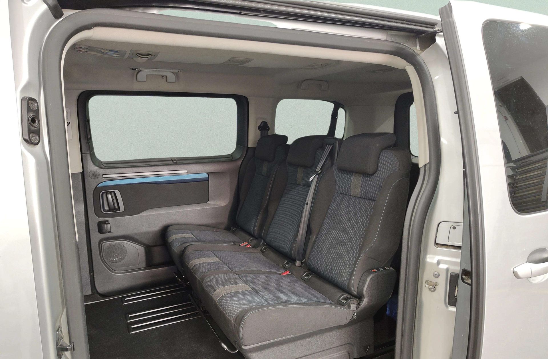 Peugeot Traveller BlueHDi 150 Active Standard - foto 10