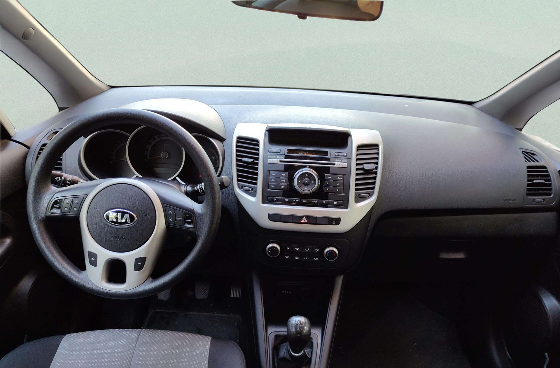 Kia Venga 1.4 Cvvt Concept - foto 6