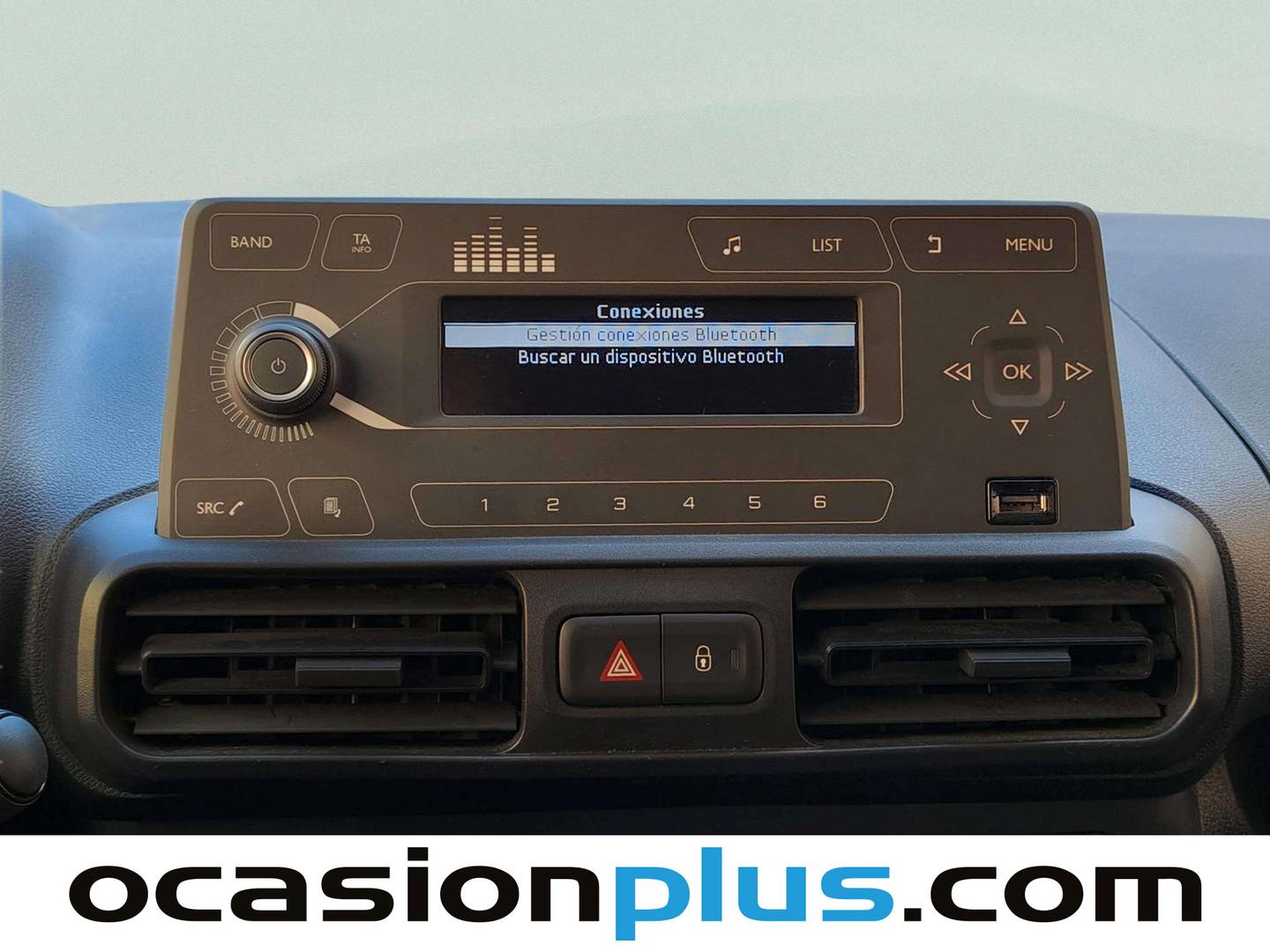 Extras y acabados del Citroën Berlingo Citroen Berlingo Furgon BlueHDi 100 Talla M (100 CV)