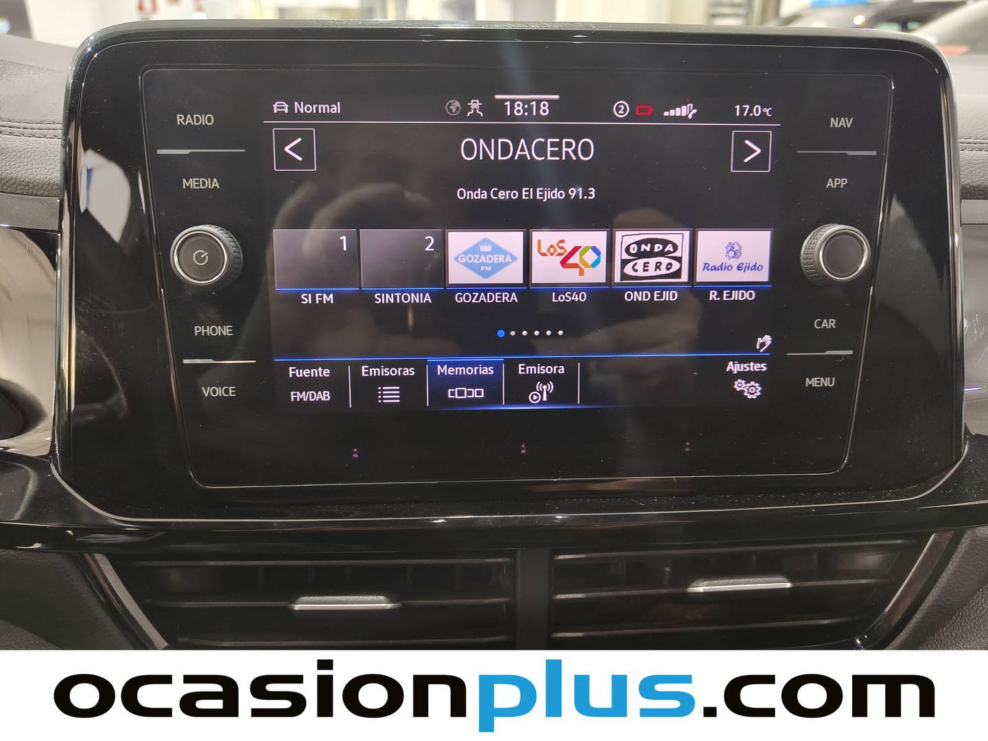 Foto Volkswagen T-Roc Volkswagen T-Roc R-Line 1.5 TSI (150 CV) DSG