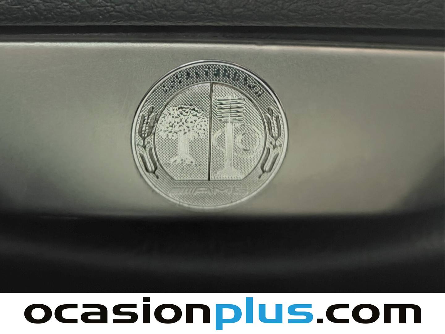 Foto Mercedes Clase E Mercedes-Benz Clase E E 220 CDI Coupe Blue Efficiency Avantgarde (170 CV) Paquete AMG