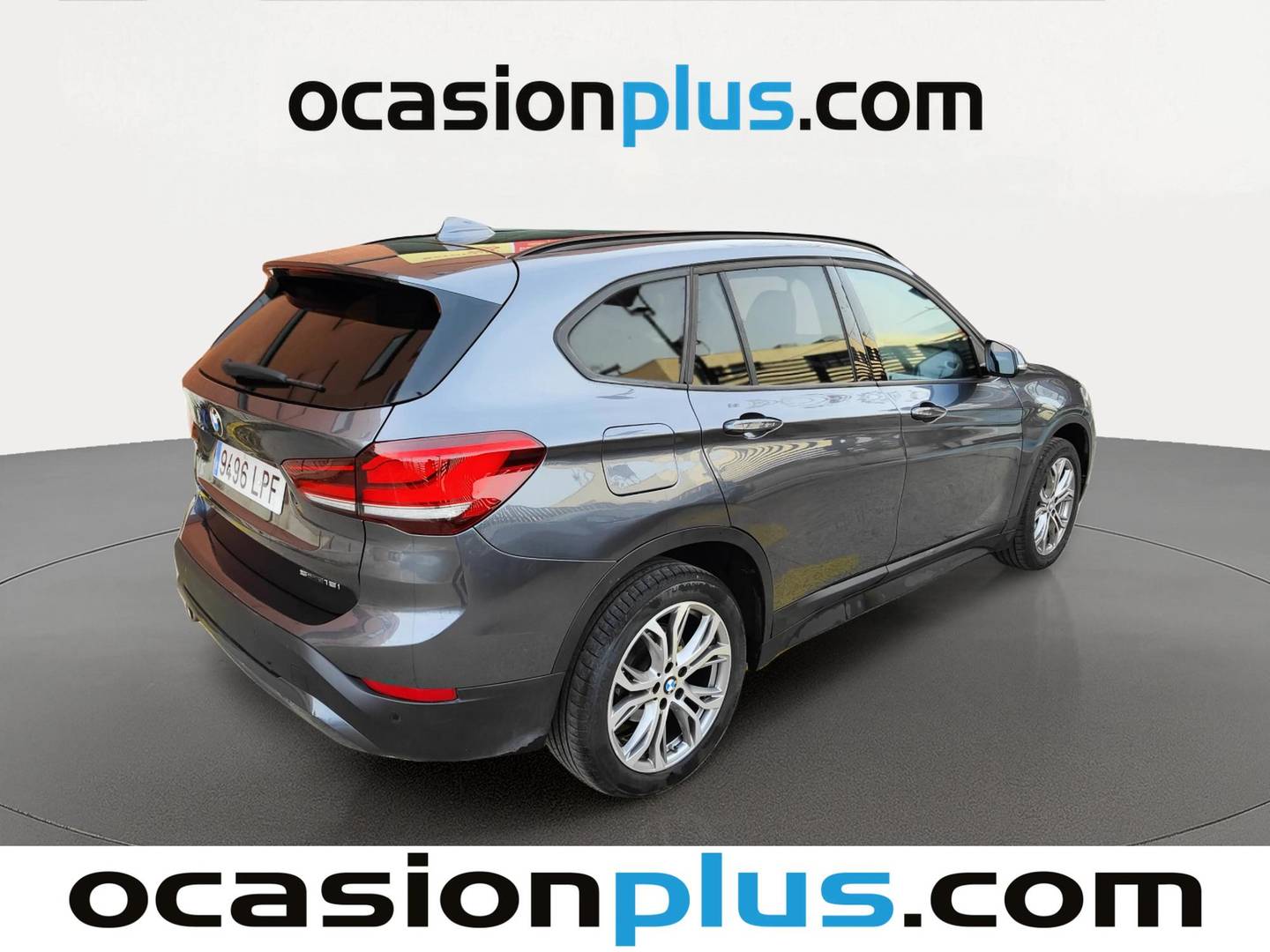 Foto trasera BMW X1 BMW X1 sDrive18i (140 CV) derecha