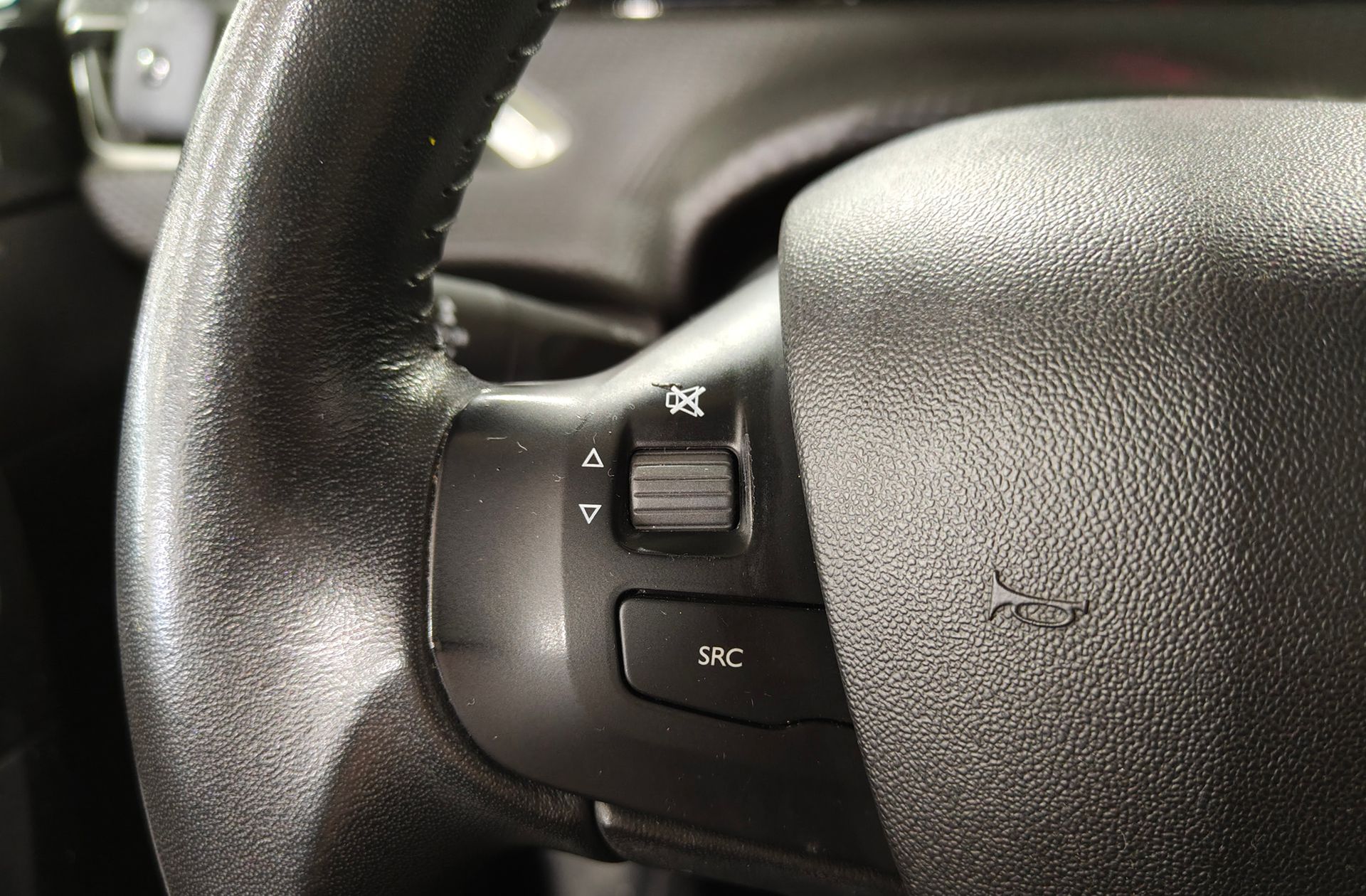 Peugeot 2008 PureTech 82 Style - foto 24