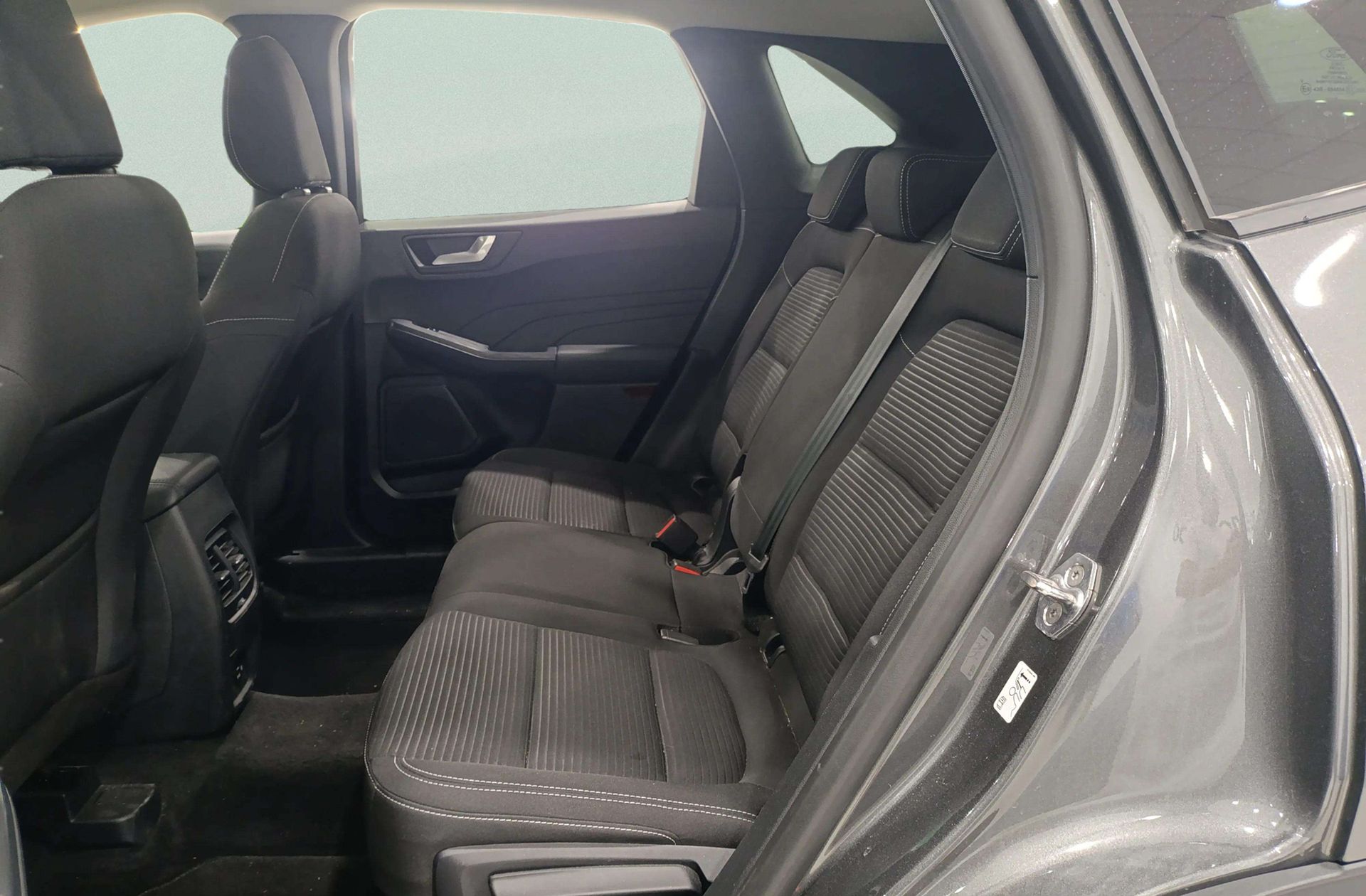 Ford Kuga 2.0 EcoBlue MHEV Titanium - foto 12