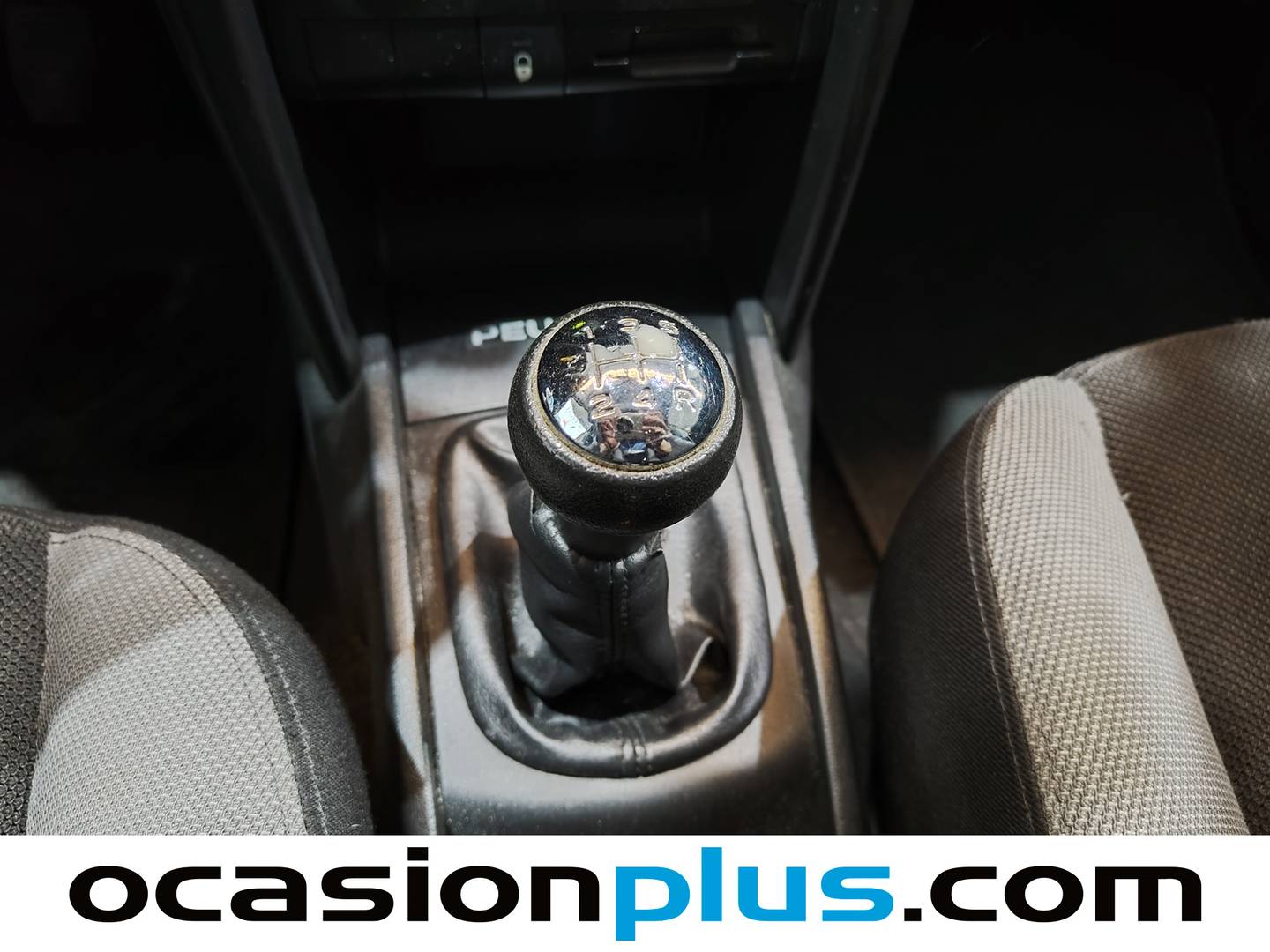 Peugeot 207 Peugeot 207 1.4 Confort (75 CV) de segunda mano