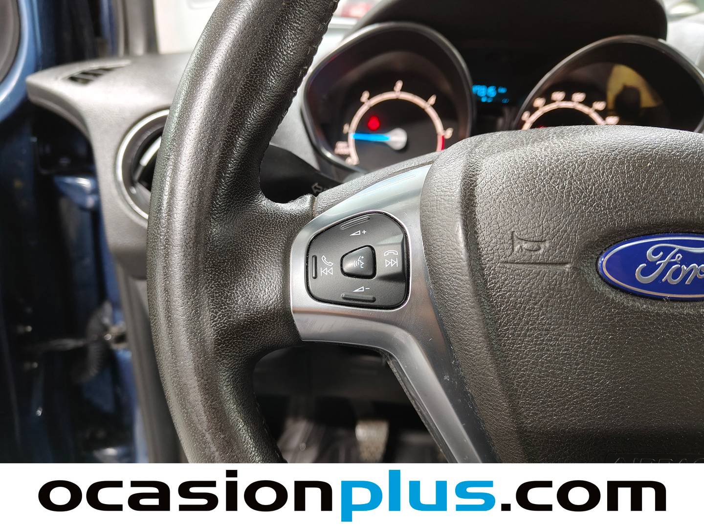 Ford Tourneo Courier Ford Tourneo Courier 1.5 TDCi Titanium (100 CV) 100cv