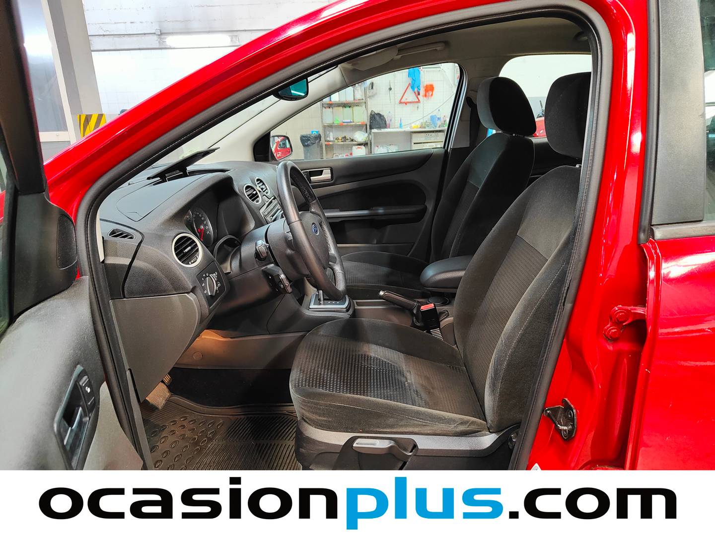 Foto asientos delanteros Ford Focus Ford Focus 1.6 TDCI Ghia CVT (109 CV)