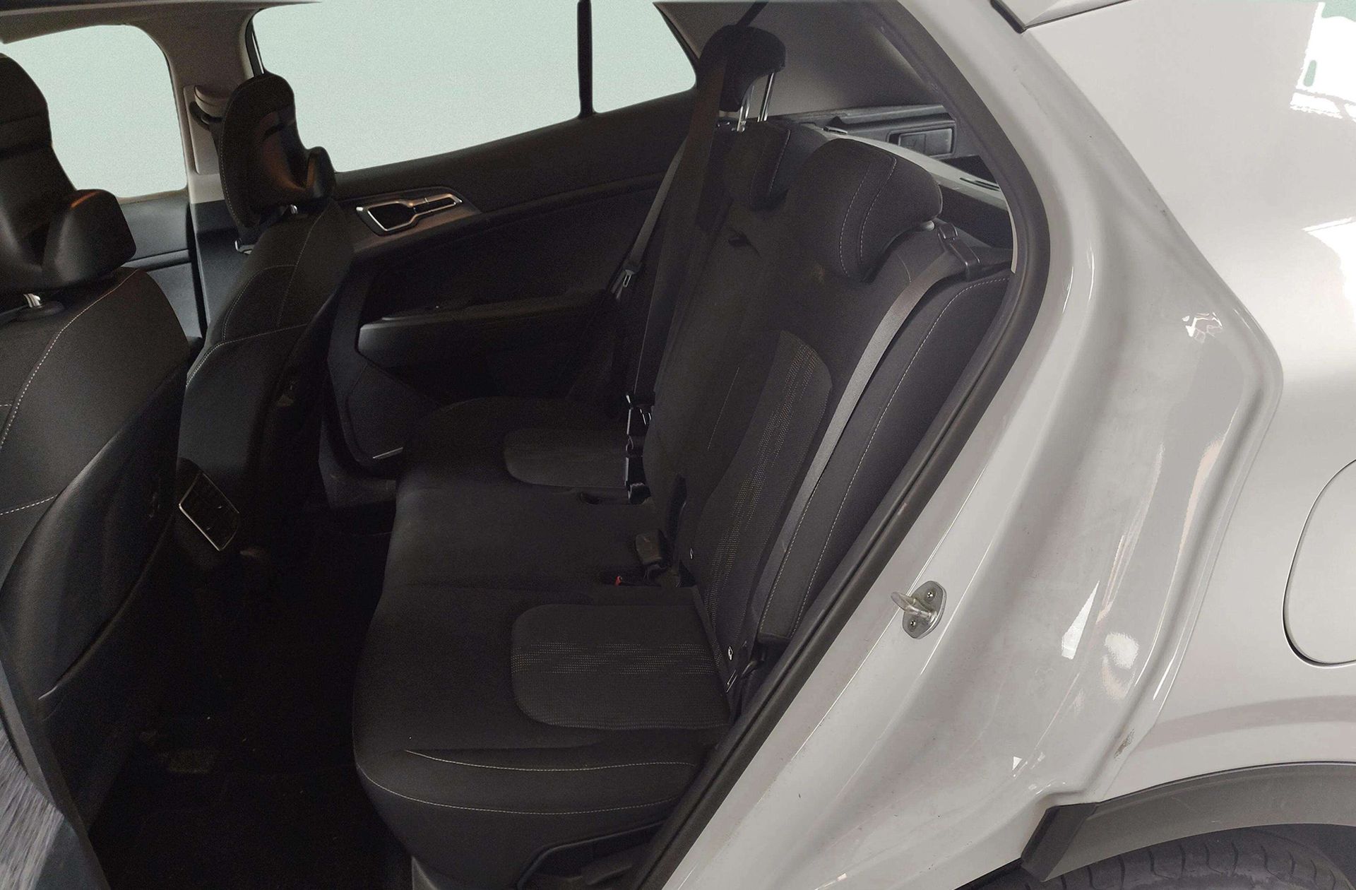 Kia Sportage 1.6 T-GDi MHEV Drive 4x2 - foto 12