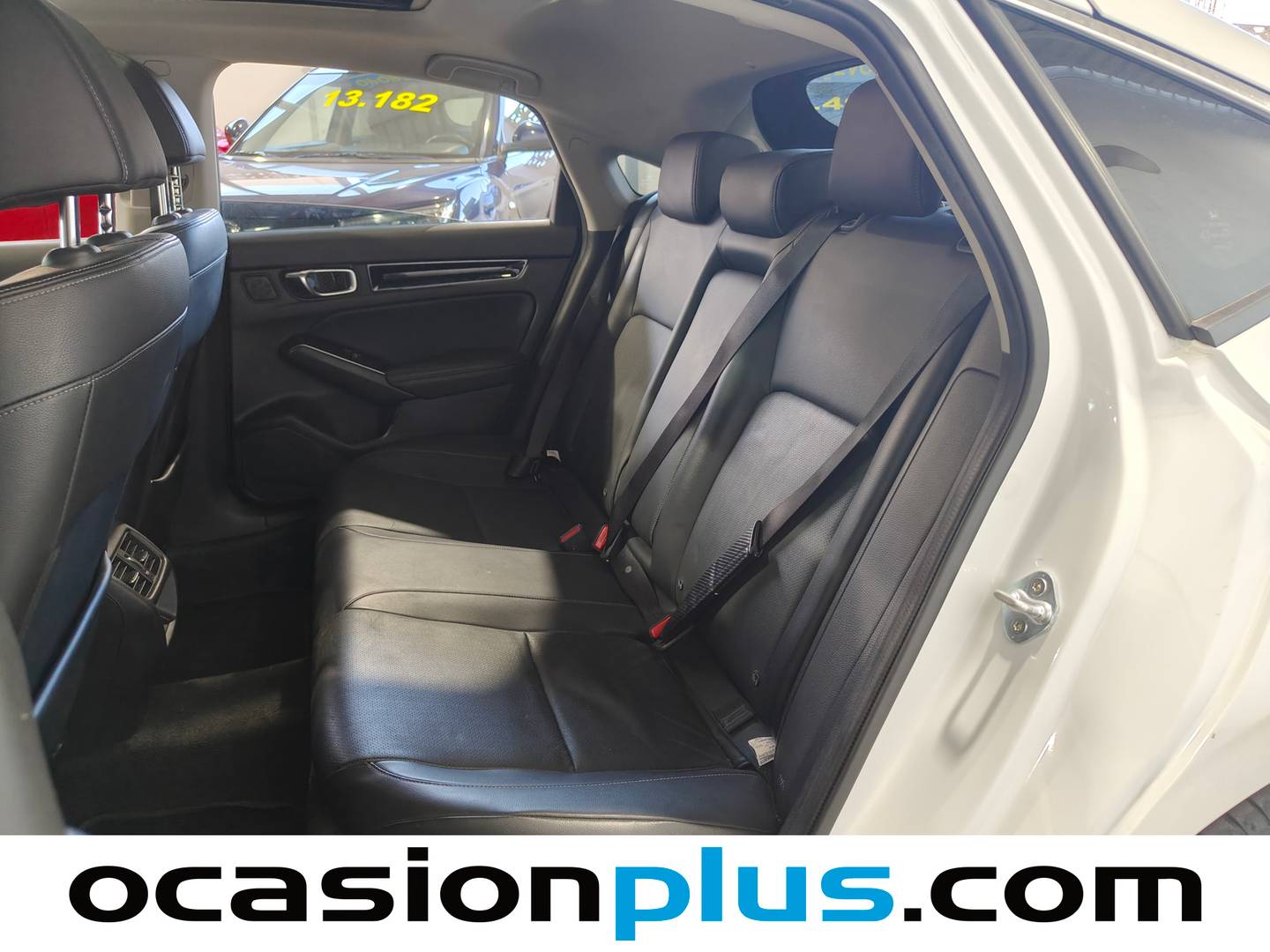 Foto asientos traseros Honda Civic Honda Civic 2.0 i-MMD Advance CVT (184 CV)