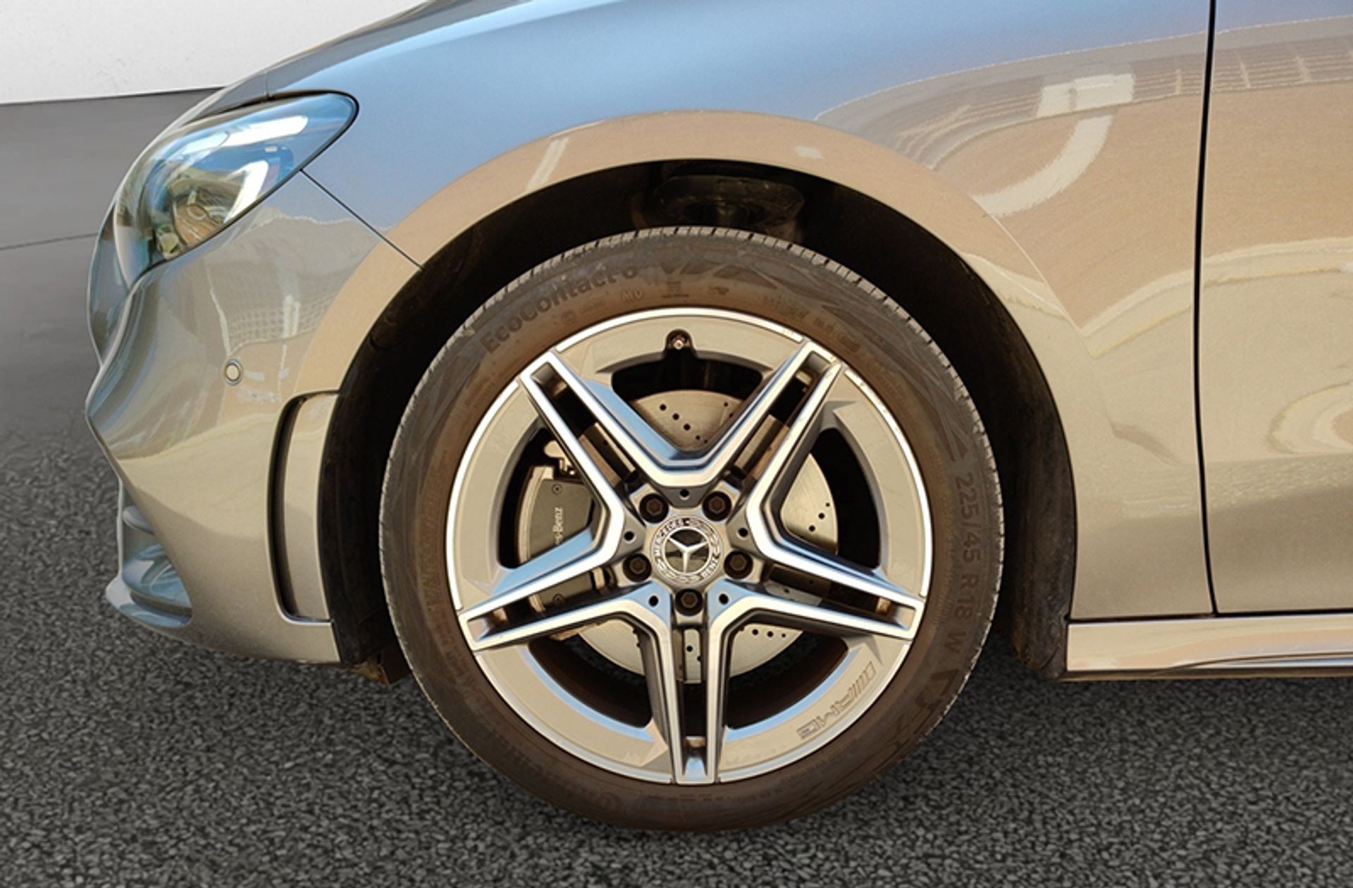Mercedes-Benz Clase B 250 e Pack AMG - foto 36