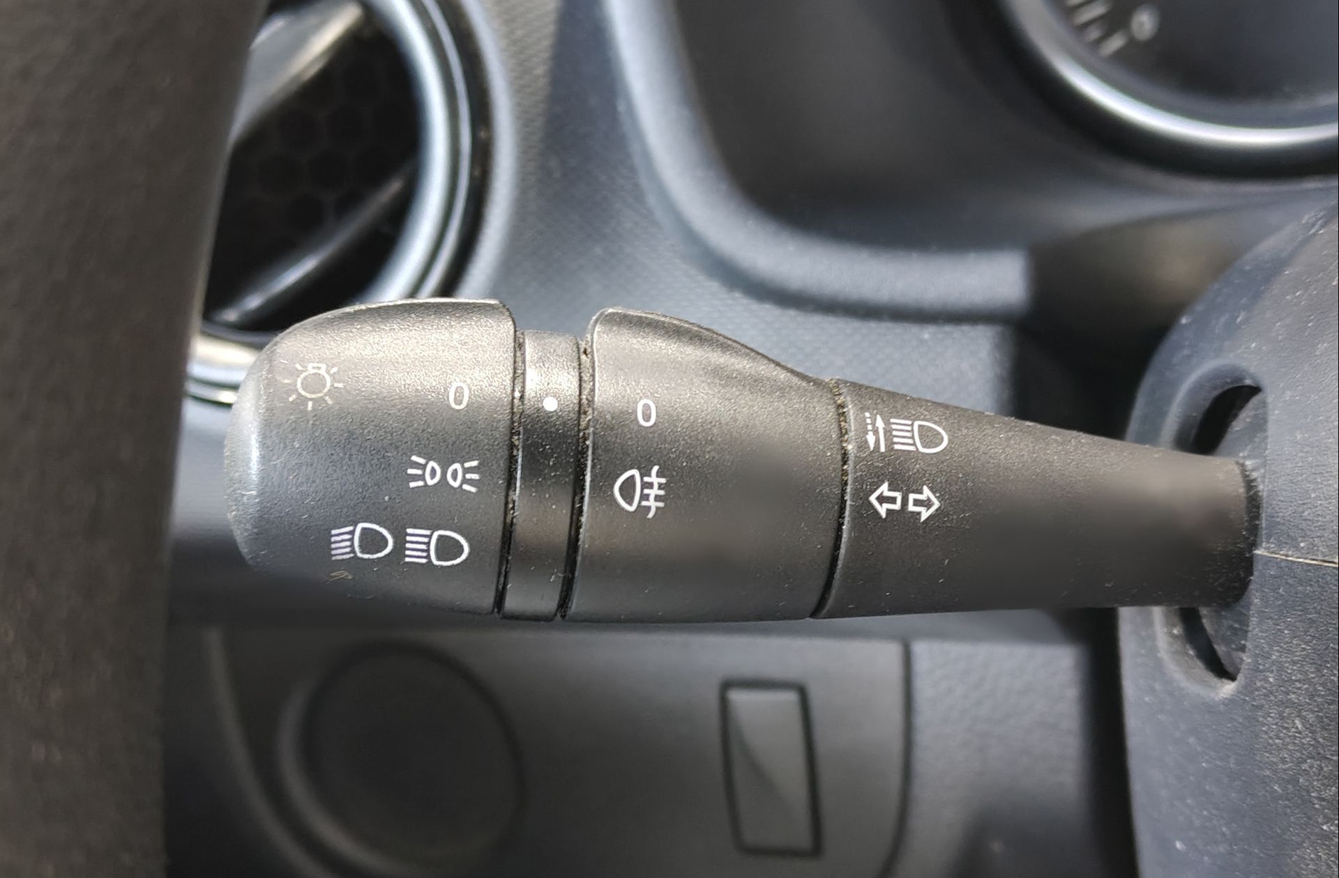 Dacia Sandero Ambiance 1.0 - foto 19