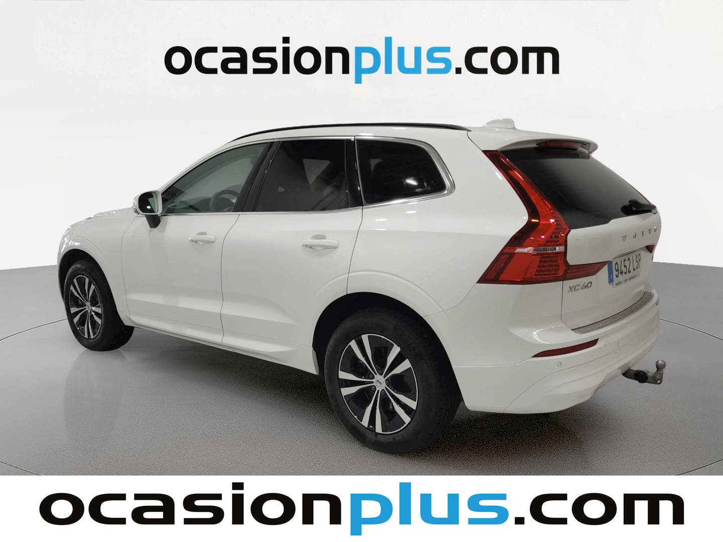 Foto trasera Volvo XC60 Volvo XC60 B4 D Momentum Auto (197 CV) izquierda