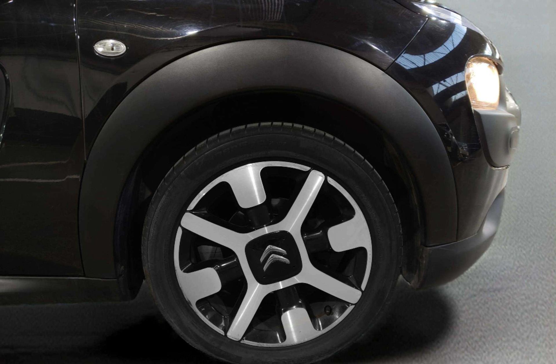 Citroën C4 Cactus 1.6 BlueHDi Feel Edition ETG6 - foto 32