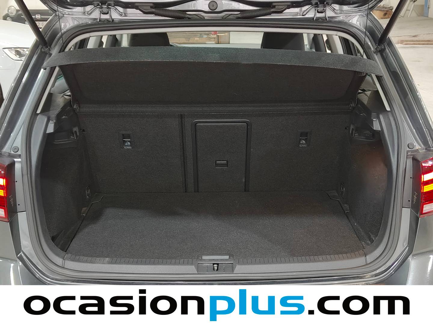 Fotos maletero Volkswagen Golf Volkswagen Golf Advance 1.5 TSI Evo BM (130 CV)