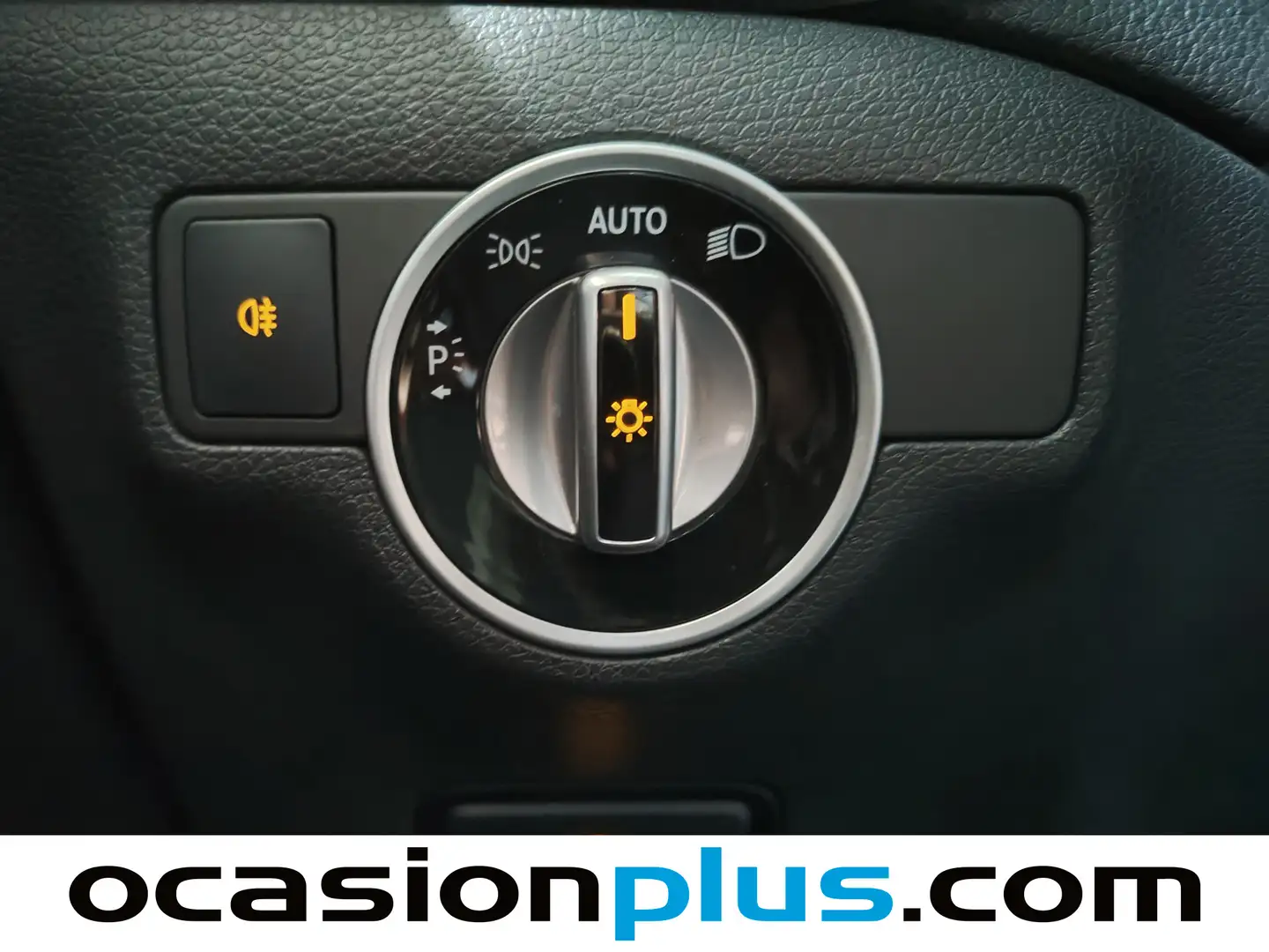 Foto Mercedes CLA Mercedes-Benz CLA Shooting Brake CLA 200 d  (136 CV) Pack AMG