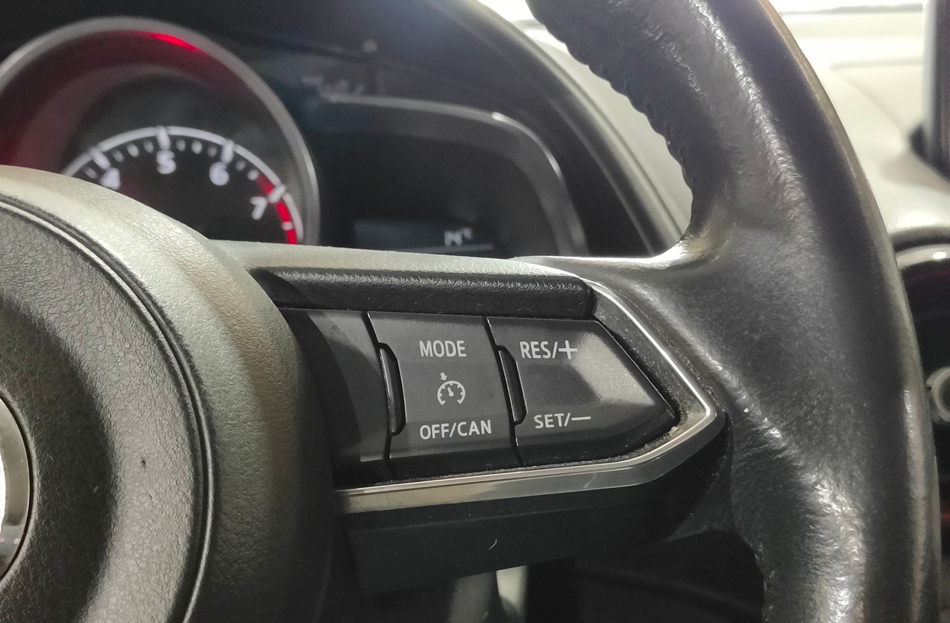Mazda CX-3 2.0 Skyactiv GE Luxury 2WD - foto 26
