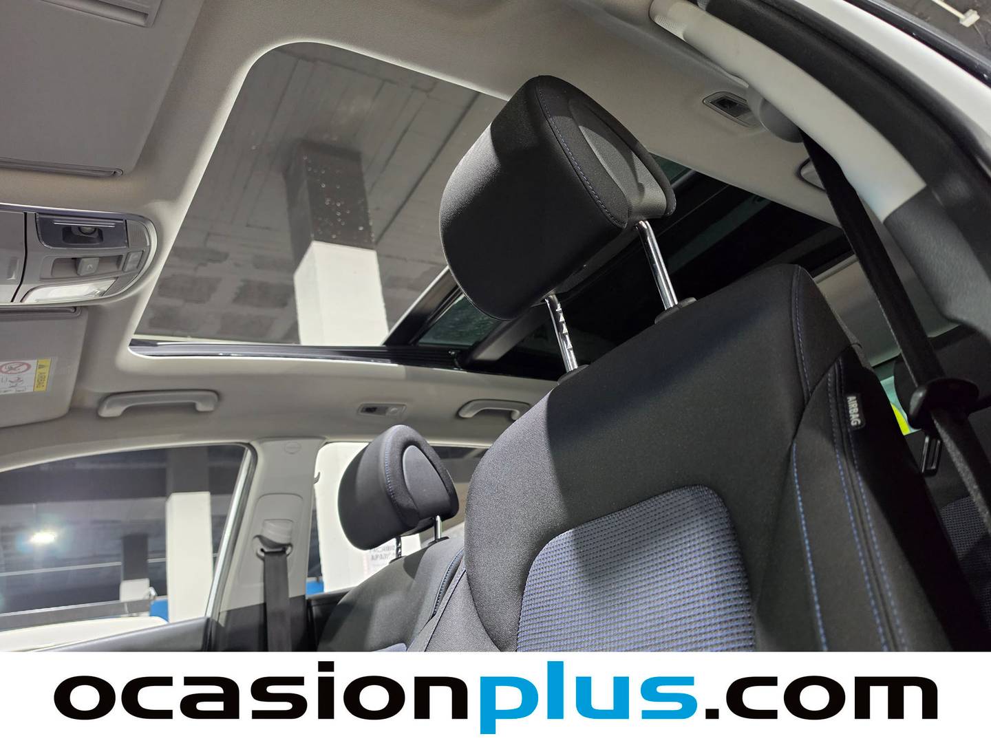 Extras y acabados del Hyundai Tucson Hyundai Tucson 1.7 CRDi BlueDrive Tecno Sky 4x2 (115 CV)