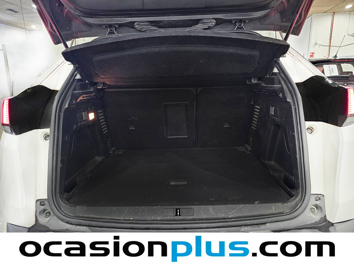 Foto Peugeot 3008 Peugeot 3008 BlueHDI 130 S&S Allure (130 CV)