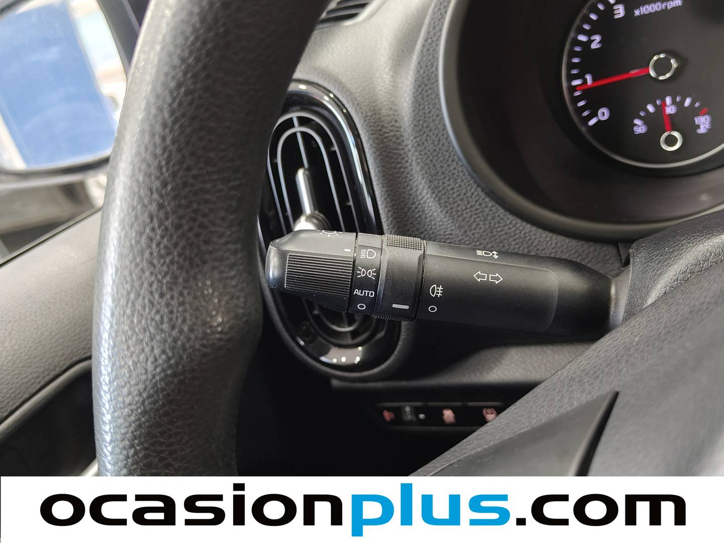 Extras y acabados del KIA Picanto KIA Picanto 1.0 DPi Concept Pack Comfort (67 CV)