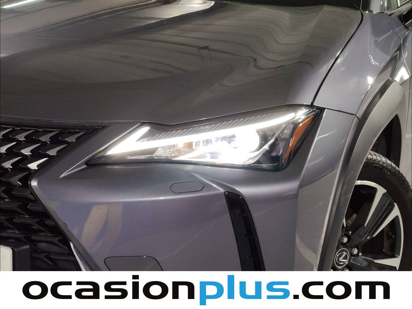 Foto Lexus UX Lexus UX 250h Premium 4WD (184 CV)