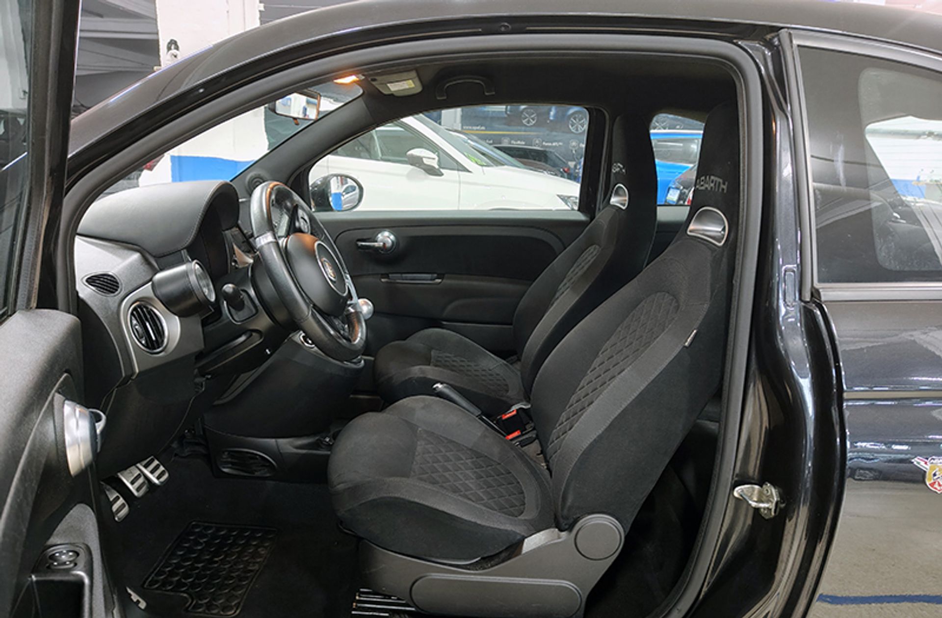 Abarth 500 1.4 16v T-Jet 595 - foto 10