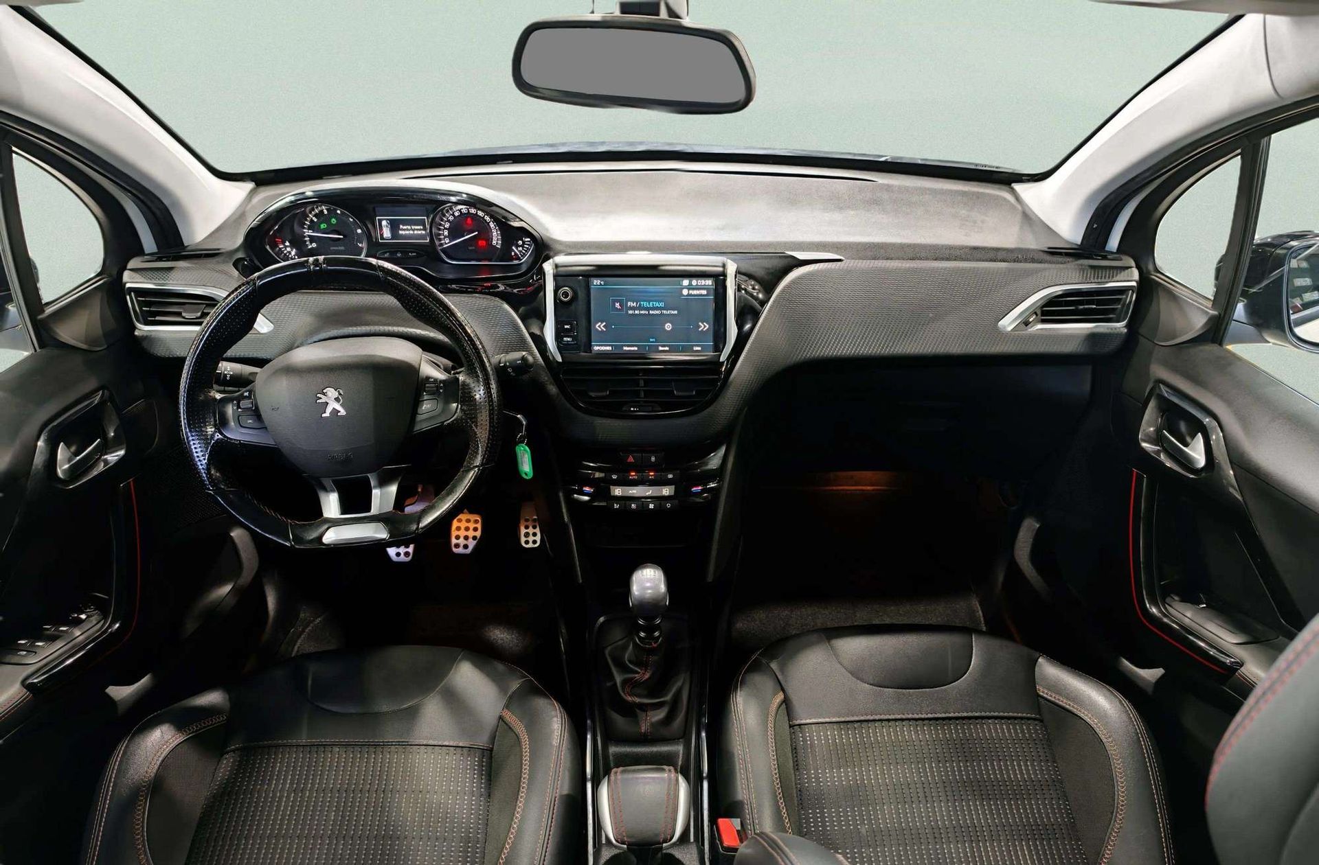 Peugeot 2008 PureTech 130 GT Line - foto 8